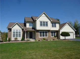 28 Jade Creek Dr, Hilton, NY 14468