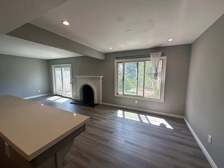 9821 Genesee Ave — Photo 17