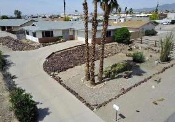 3rd image of 1841 Papago Dr