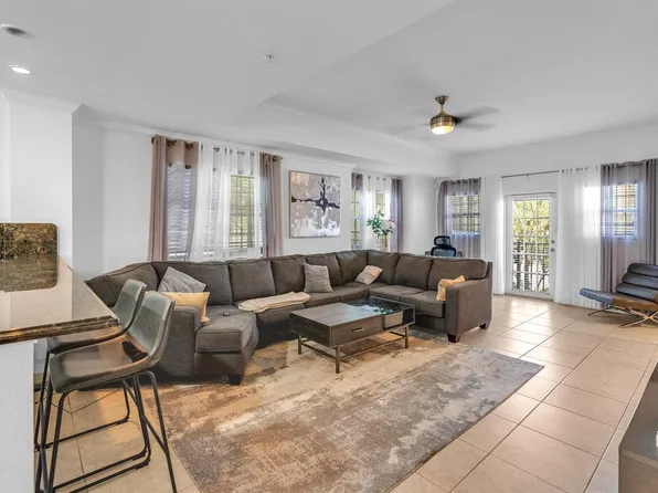 621 SW 2nd Dr #621, Pompano Beach, FL 33060