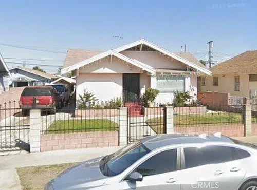 1823 W 45th St Photo 1