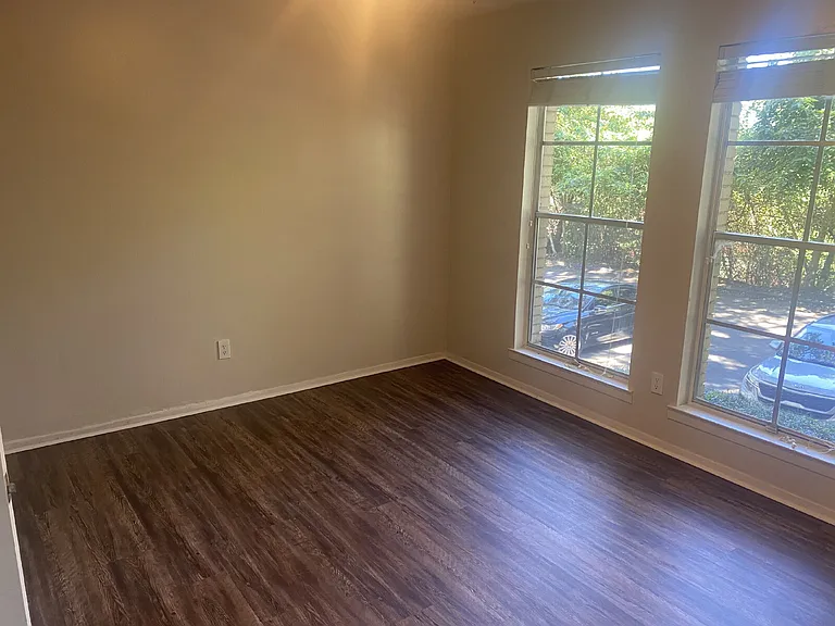 2020 Continental Ave #124 — Photo 9