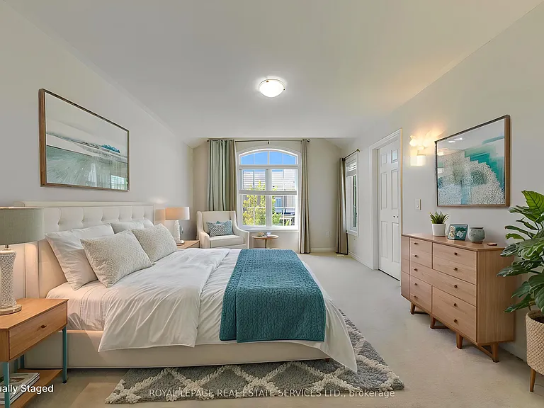 2435 Greenwich Dr #35 — Photo 26