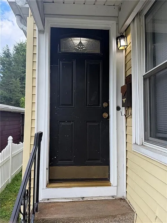 1 bed, 1.0 bath, 600 sqft, $1,585 — Photo 1