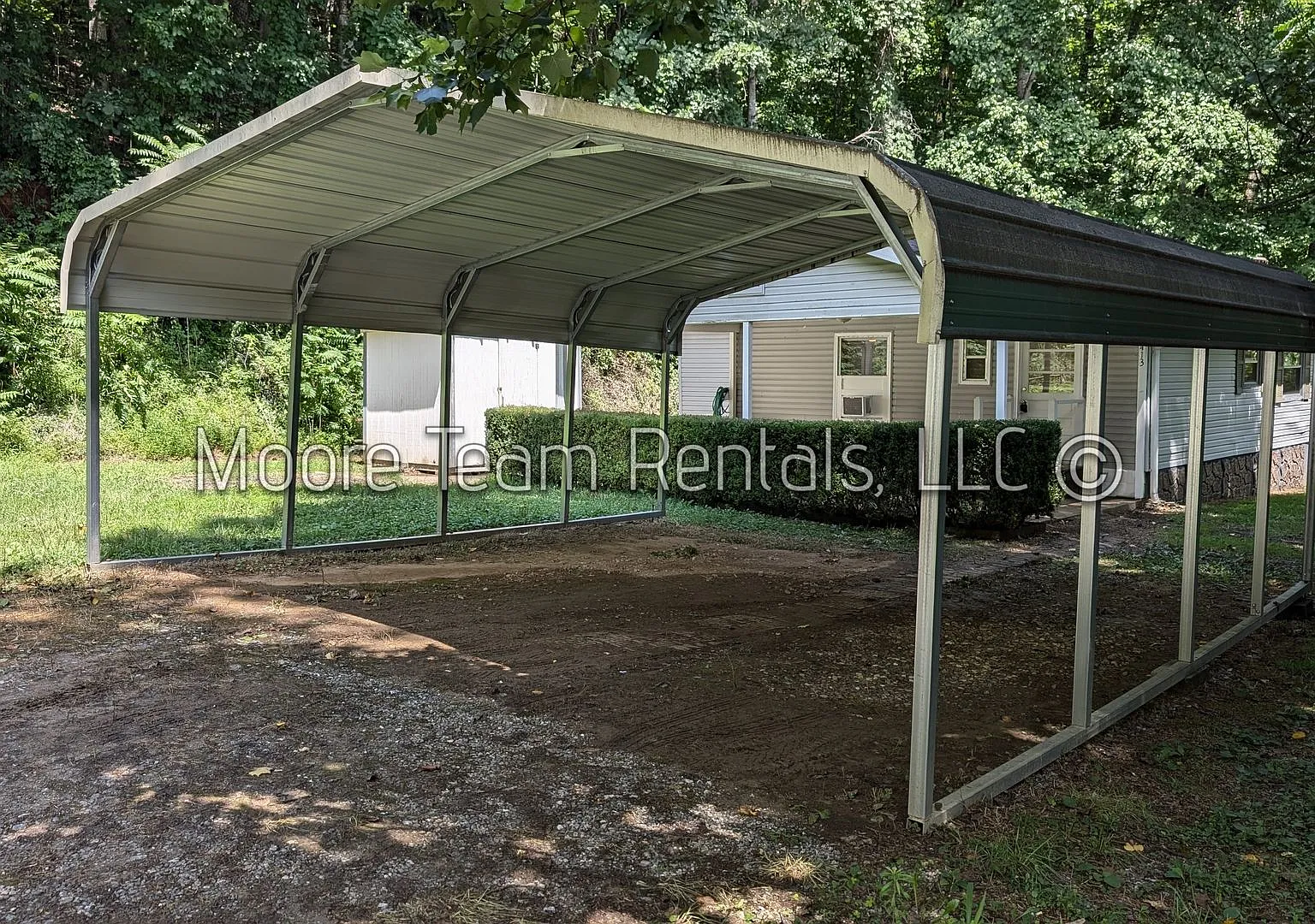 3Bed 2Bath D-wide in Zirconia — Photo 4