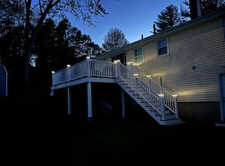 92 Langholm Dr, Nashua, NH 03062