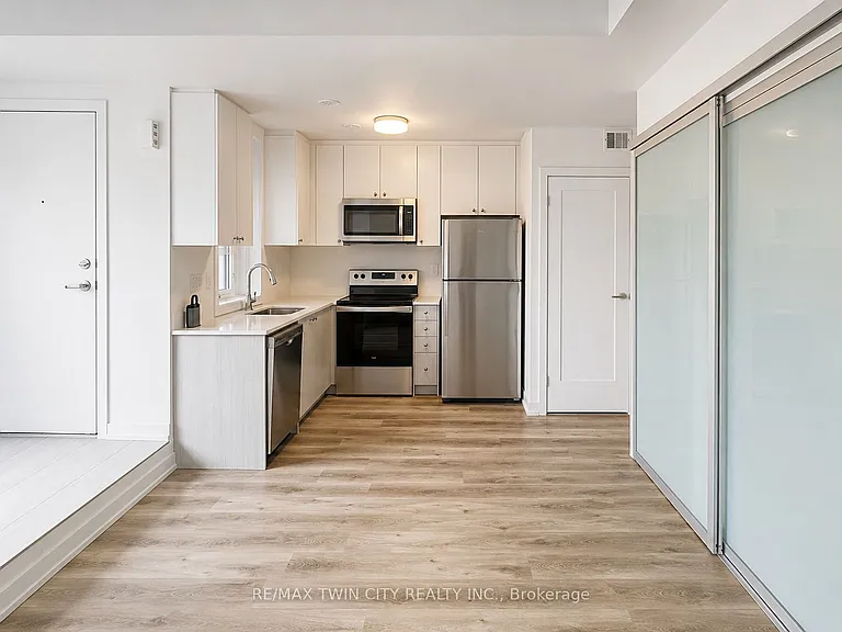 25 Palace St #Q24 — Photo 4