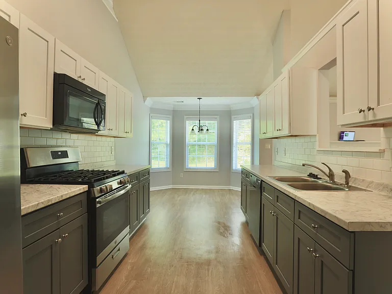 entirely newly renovated kitchen