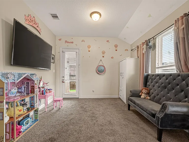 2209 Hidden Meadow Ln — Photo 27