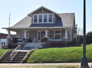 15 2nd Ave NW, Hickory, NC 28601