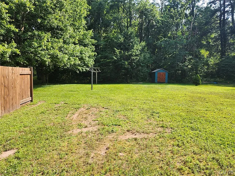 1582B Chestnut Ridge Rd — Photo 16