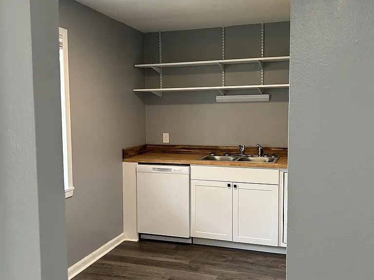 280 Central Ave #428 — Photo 8