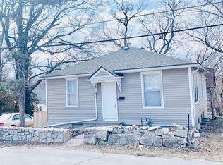 1106 W Orchard Ave, Independence, MO 64050
