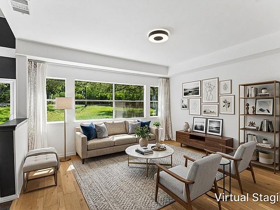 3rd image of 3609 Latimer Dr