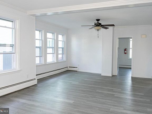 4th image of 144 Beal St