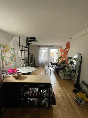 Rented by NorthStar REG LLC | media 12