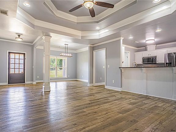 4th image of 93 Lee Road 2181