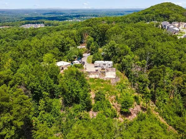2709 Jamerson Rd, Marietta, GA 30066