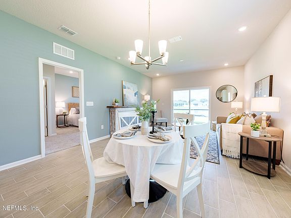 3rd image of 3595 MILDRED Way