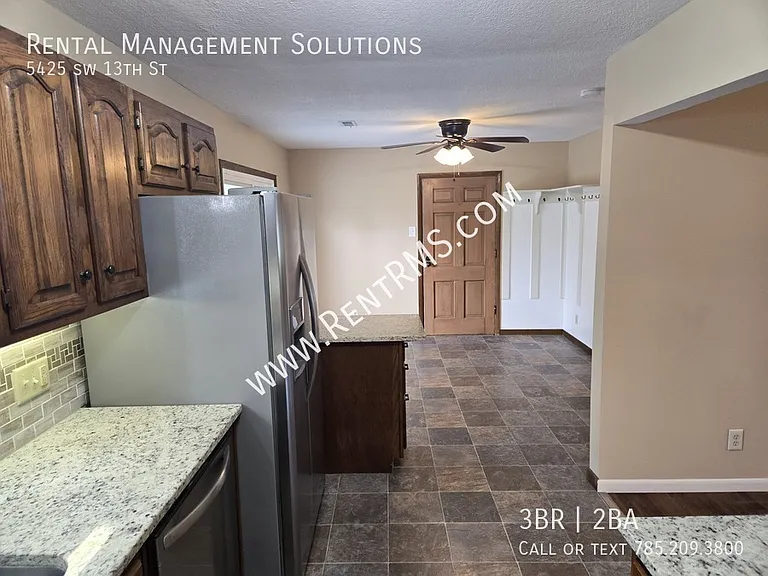 5425 SW 13th St — Photo 6
