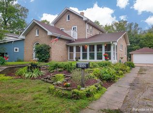 8132 W 27th St, North Riverside, IL 60546
