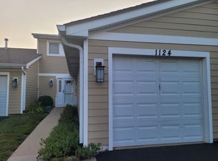 1124 E Potomac Ln #1124, Palatine, IL