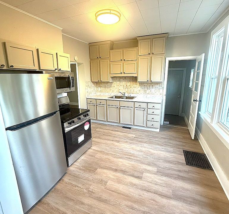 1st image of 95 N Booth St