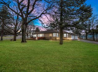 31W325 Wolsfeld Rd, Elgin, IL 60120