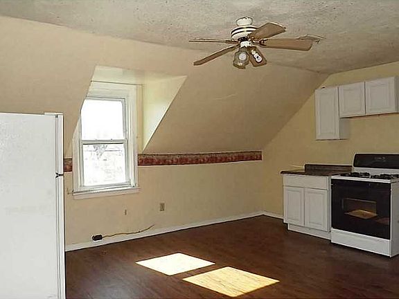 4th image of 1163 Elmwood Ave