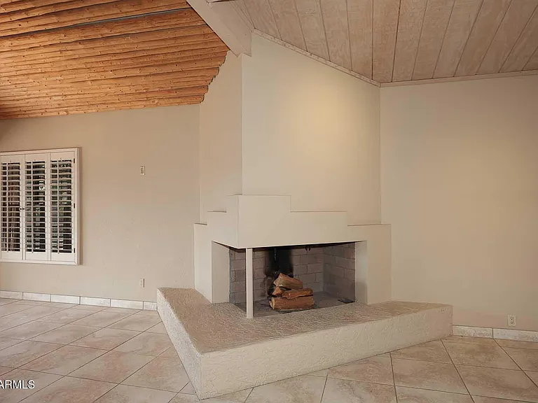 9969 E Bayview Dr — Photo 13