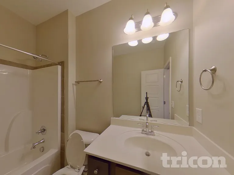 820 Ellyson Dr — Photo 12
