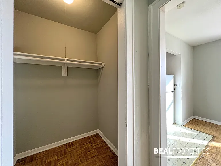739 West Belmont Avenue — Photo 8