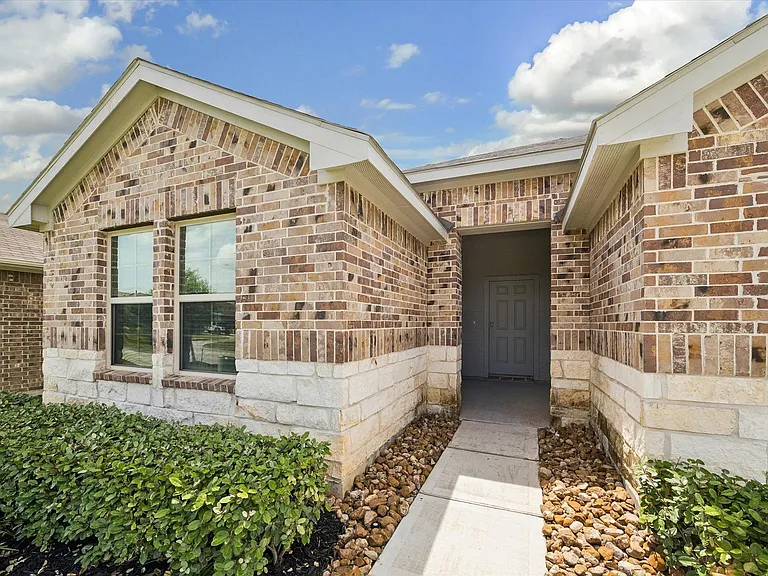 40463 Garden Heights Ln — Photo 7