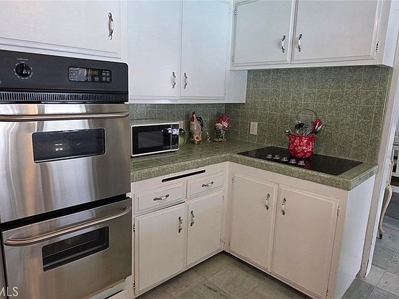 4th image of 9092 Adelia Cir