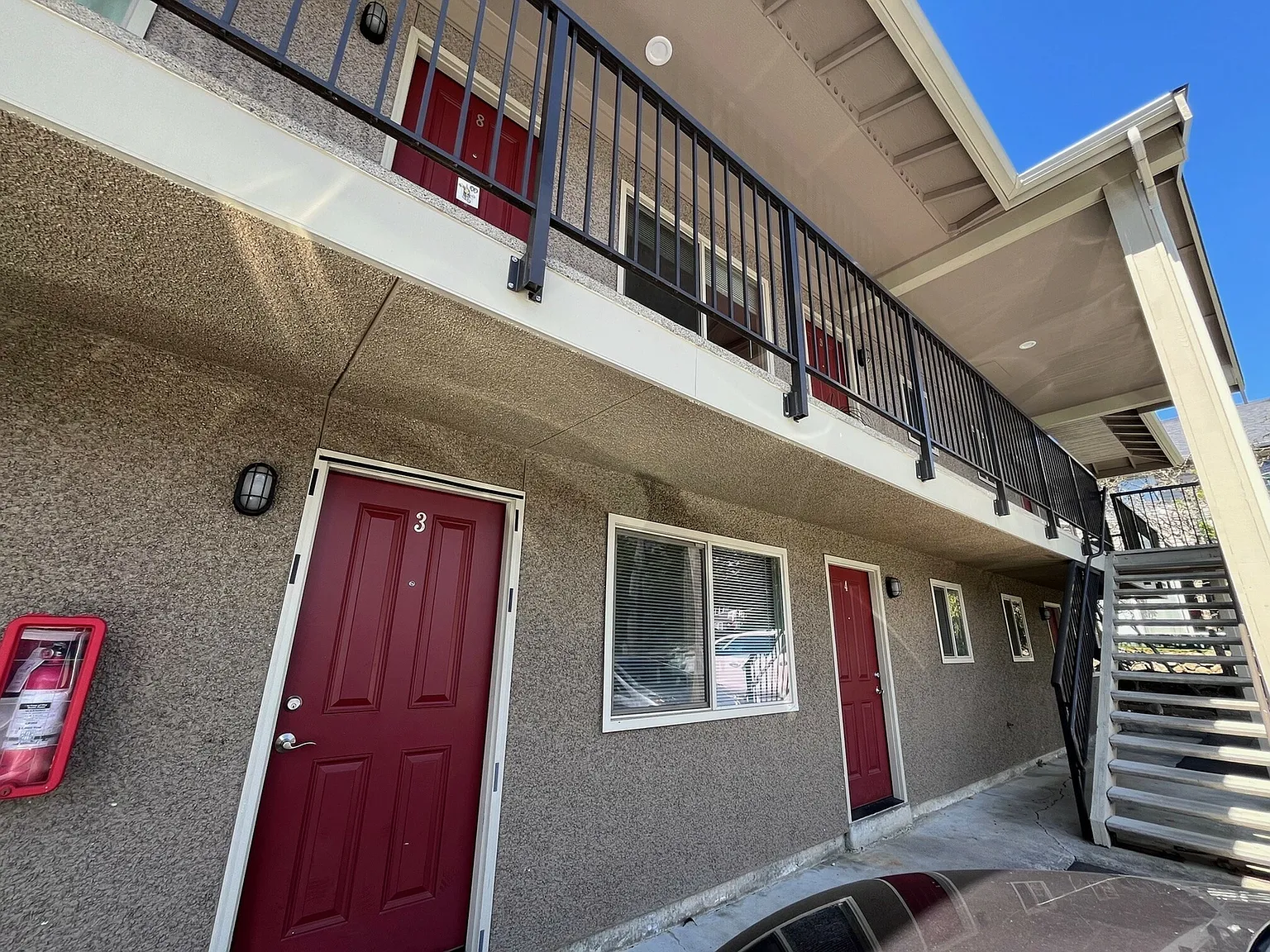 24th Street Apartments — Photo 2