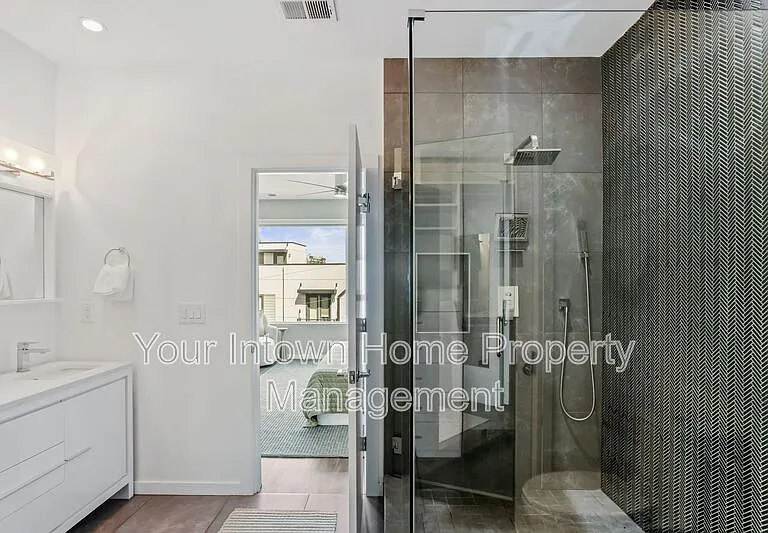 71 Lucy St SE #4 — Photo 21