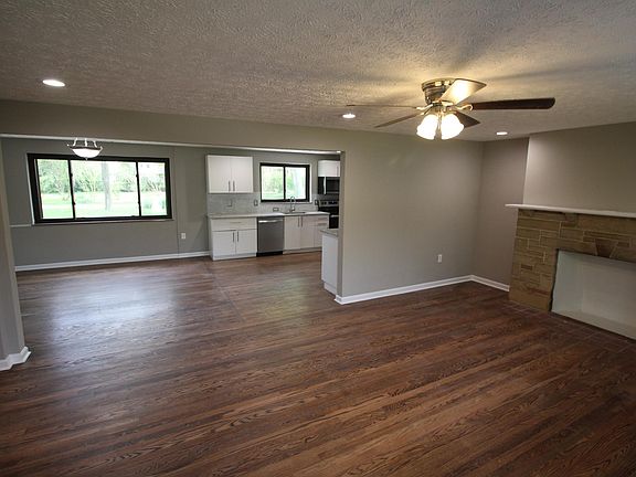 5th image of 112 Castanea Dr