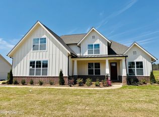 3967 McElroy Farms Dr, Olive Branch, MS 38654