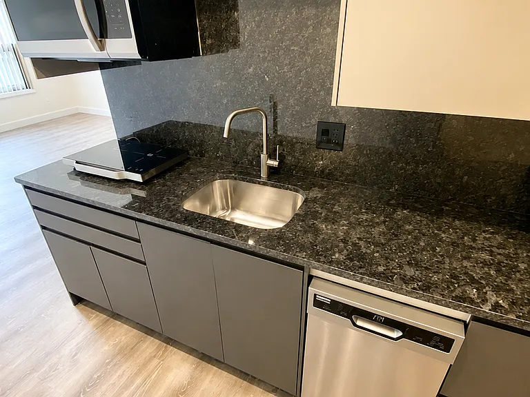 1028 Commonwealth Ave #202 — Photo 8