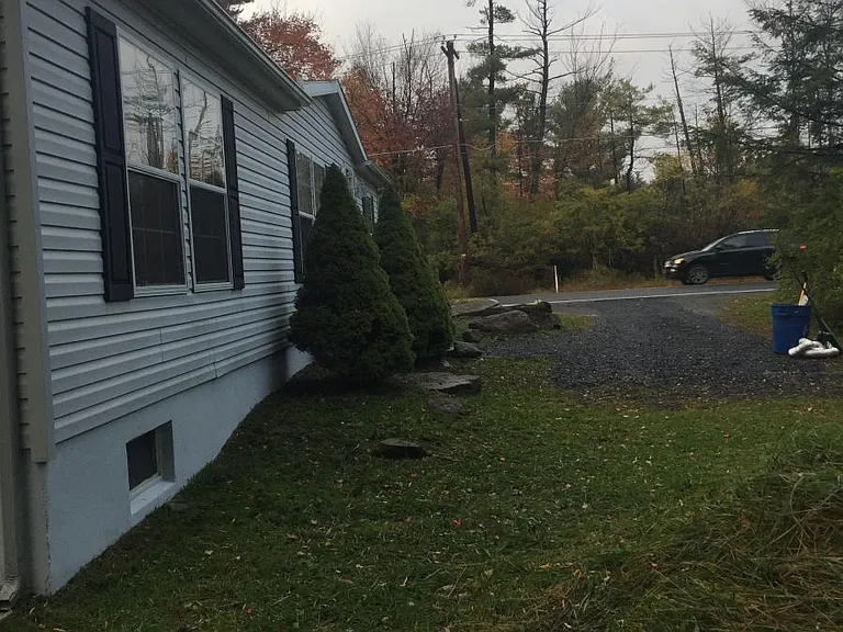 149 Route 423 — Photo 13