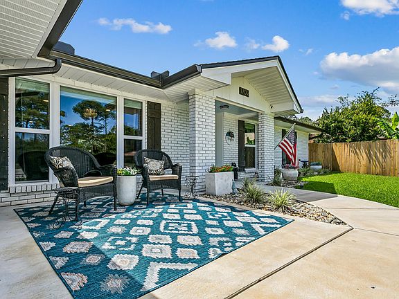 5th image of 1702 Green Palm Cir