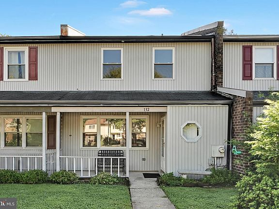 2nd image of 132 Ascot Ct #64