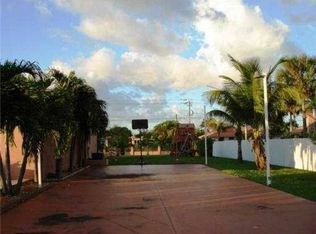 12880 SW 6th St, Miami, FL 33184