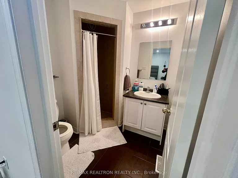 35 Enderly St — Photo 11
