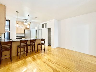 348 W 56th St APT 5A, Manhattan, NY, 10019