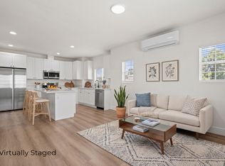 230 N Burlington Ave #3/4, Los Angeles, CA 90026