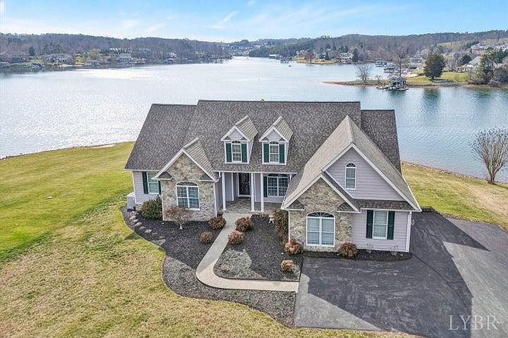 1st image of 95 Marvin Gardens Dr