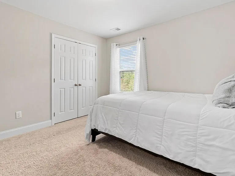 6508 Satjanon Dr — Photo 48
