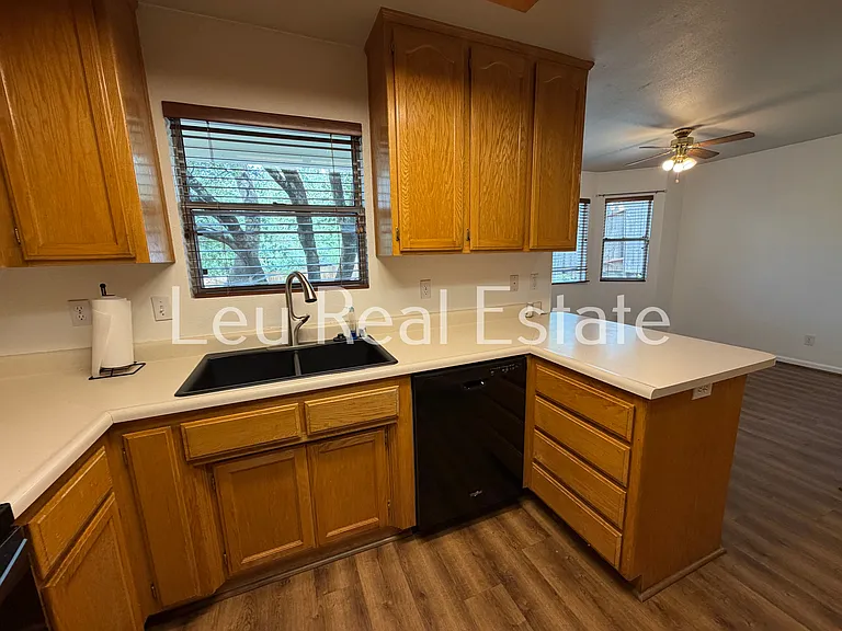 2548 Golden Eagle Ln — Photo 2