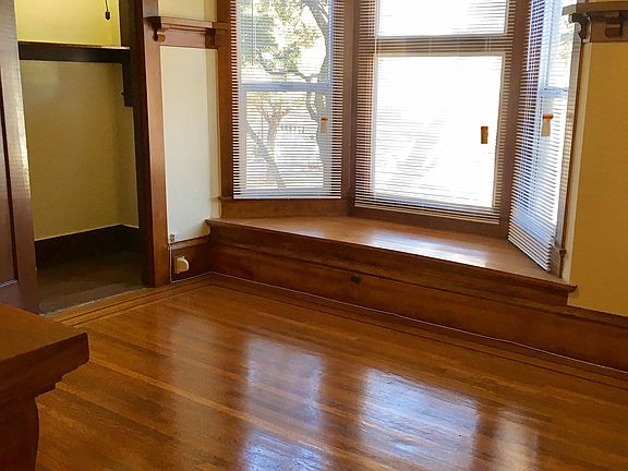3rd image of 105 18th Ave APT 1